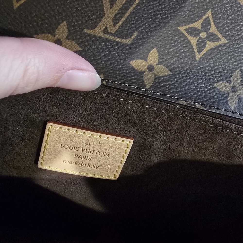 Pochette Metis Louis Vitton Authentic - Picture 7 of 12